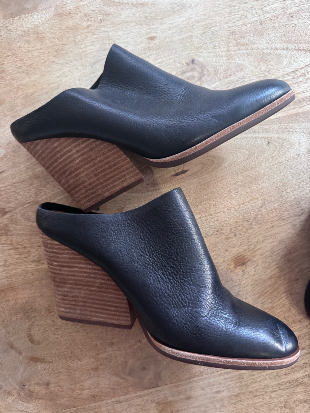 Leather corkease wedge mules black wooden heel